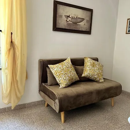 Casa Eleonora Apartment *